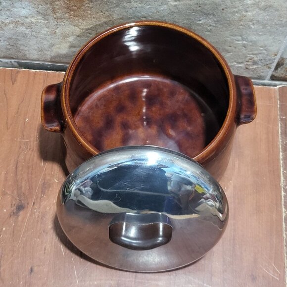 Vintage West Bend Bean Pot Crock Brown Glazed  Stoneware Metal Lid - Picture 8 of 12